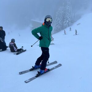 Helly Hansen Youth Ski Jacket Sz 176/16